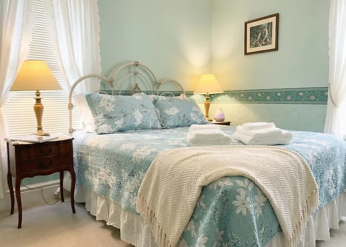 Strathaird Bed And Breakfast Niagara Falls